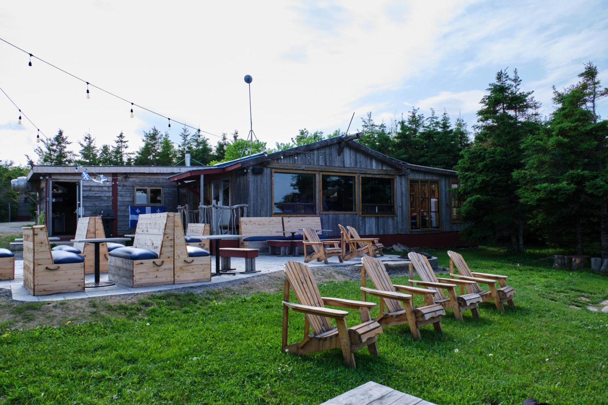Auberge/Chalet Griffon Aventure L'Anse-au-Griffon Exteriör bild