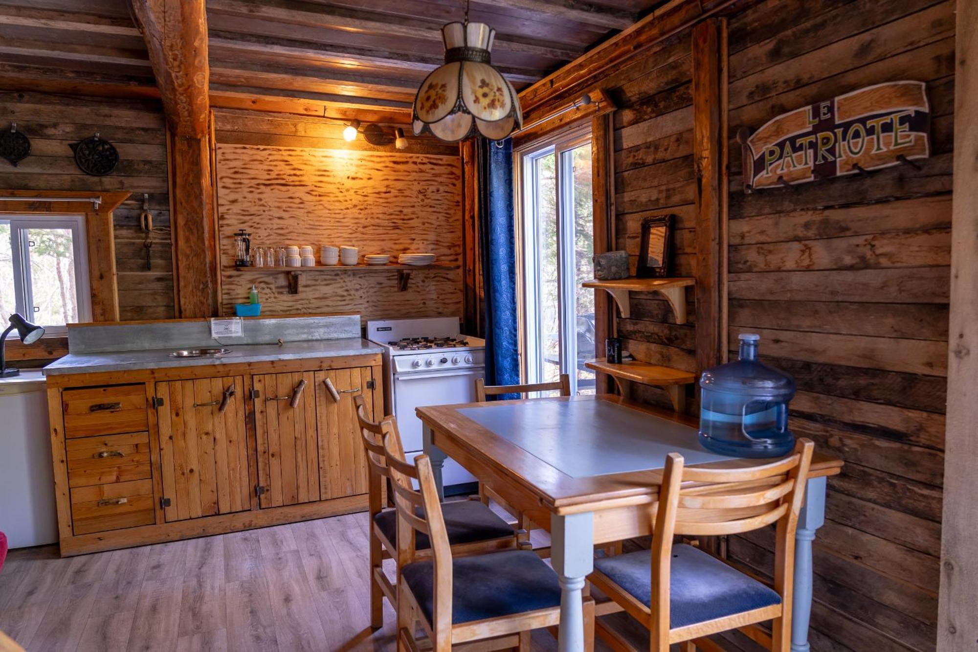 Auberge/Chalet Griffon Aventure L'Anse-au-Griffon Exteriör bild