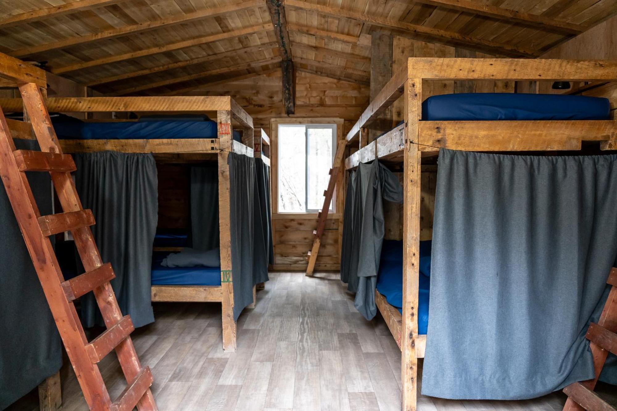 Auberge/Chalet Griffon Aventure L'Anse-au-Griffon Exteriör bild